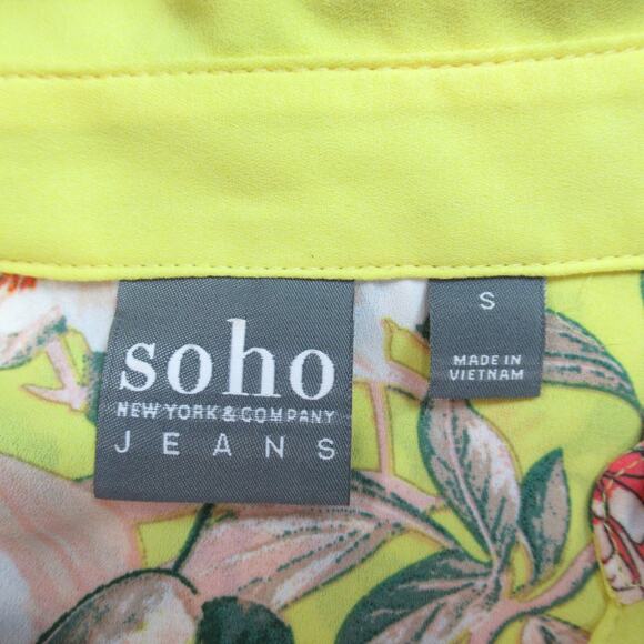 Soho Jeans Top Womens Small Butter Yellow Floral Sleeveless Blouse Work Resort - Picture 2 of 9